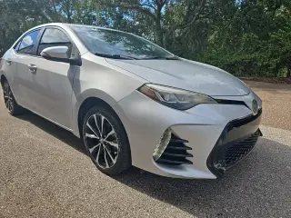 Toyota Corolla 2017 SE 4dr Sedán 6M