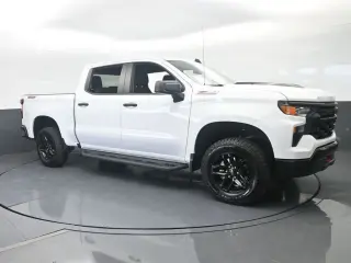Chevrolet Silverado 1500 2024 4x4 Custom Trail Boss 4dr Crew Cab 5.8 ft. SB