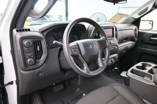 Chevrolet Silverado 1500 2024 4x4 Custom Trail Boss 4dr Crew Cab 5.8 ft. SB