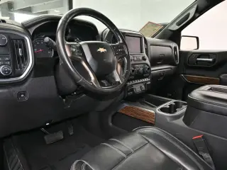 Chevrolet Silverado 1500 2021 4x2 High Country 4dr Crew Cab 5.8 ft. SB