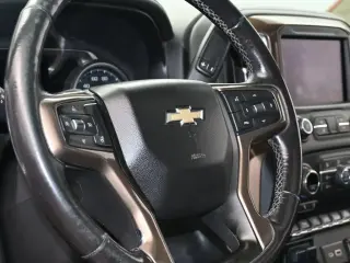 Chevrolet Silverado 1500 2021 4x2 High Country 4dr Crew Cab 5.8 ft. SB