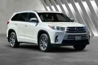 Toyota Highlander 2018 AWD XLE 4dr SUV