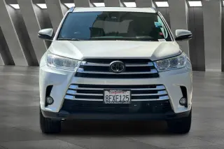 Toyota Highlander 2018 AWD XLE 4dr SUV