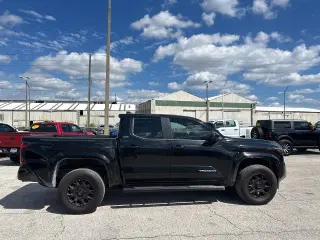 Toyota Tacoma 2024 4x2 SR5 4dr Double Cab 5.0 ft SB