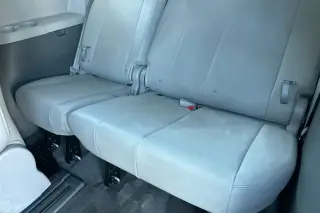 Toyota Sienna 2018 XLE 7-Pasajeros Asiento de Acceso Automático 4dr Mini-Van