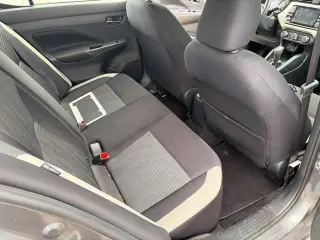 Nissan Versa 2022 SV 4dr Sedán
