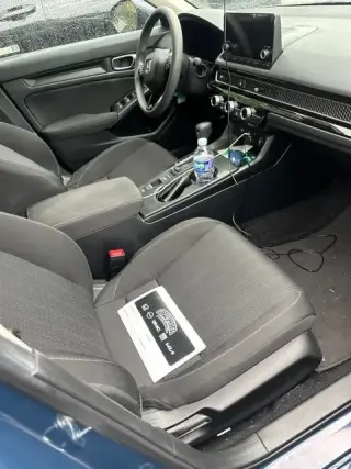 Honda Civic 2025 LX Sedán 4 puertas