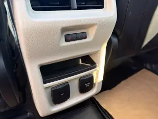 Ford Edge 2019 AWD Titanium 4dr Crossover