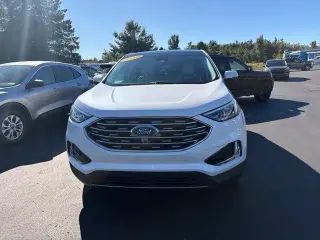Ford Edge 2019 AWD Titanium 4dr Crossover