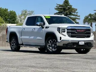 GMC Sierra 1500 2023 4x4 SLT 4dr Crew Cab 5.8 ft. SB