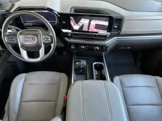 GMC Sierra 1500 2023 4x4 SLT 4dr Crew Cab 5.8 ft. SB