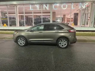 Ford Edge 2019 Titanium 4dr Crossover