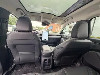 Ford Mustang Mach-E 2023 AWD Premium 4dr SUV