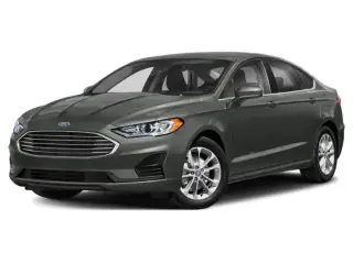 Ford Fusion 2019 con tracción en las fouraz y cama de pasajeros de cuatro plazas