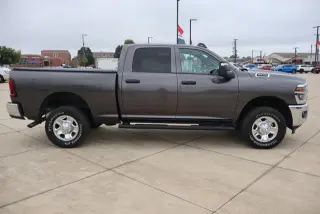Ram 2500 2025 4x4 Tradesman 4dr Crew Cab 6.3 ft. SB Pickup
