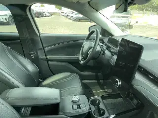 Ford Mustang Mach-E 2023 Premium SUV 4 puertas