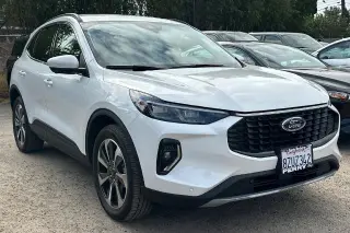 Ford Escape 2023 AWD Platinum 4dr SUV