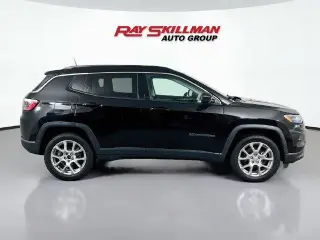 Jeep Compass 2022 4x4 Latitude Lux 4dr SUV