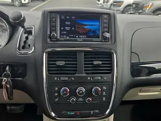 Dodge Grand Caravan 2019 SXT 4dr Mini-Van