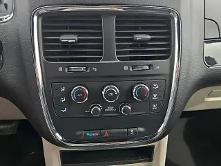 Dodge Grand Caravan 2019 SXT 4dr Mini-Van