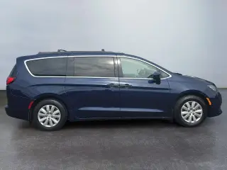 Chrysler Pacifica 2018 L 4dr Mini-Van
