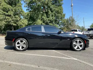 Dodge Charger 2017 R/T 4dr Sedán