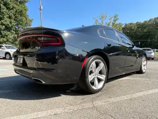 Dodge Charger 2017 R/T 4dr Sedán