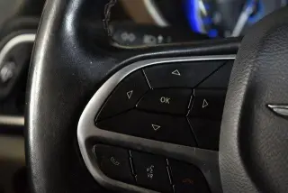 Chrysler Pacifica 2017 Touring-L 4dr Mini-Van