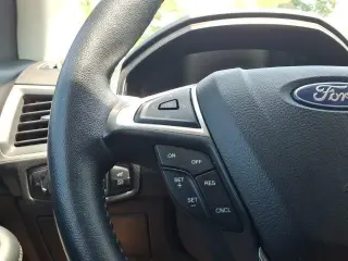 Ford Edge 2023 AWD SEL 4dr Crossover