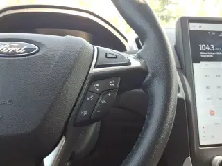 Ford Edge 2023 AWD SEL 4dr Crossover