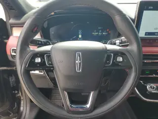 Lincoln Corsair 2023 AWD Reserve 4dr SUV