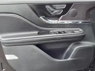 Lincoln Corsair 2025 AWD Premiere 4dr SUV