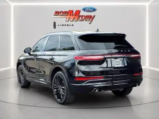 Lincoln Corsair 2025 AWD Premiere 4dr SUV
