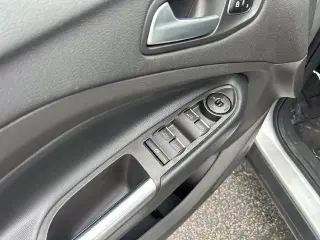 Ford Escape 2019 AWD Titanium SUV 4 puertas