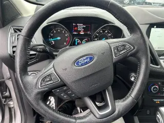 Ford Escape 2019 AWD Titanium SUV 4 puertas