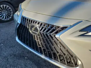 Lexus ES 350 2024 4dr Sedán