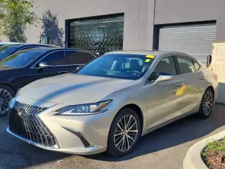 Lexus ES 350 2024 4dr Sedán