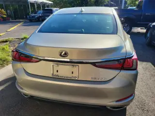 Lexus ES 350 2024 4dr Sedán