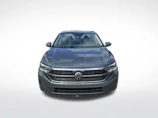 Volkswagen Jetta 2024 SE Sedán 4 puertas