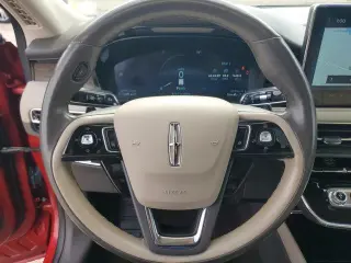 Lincoln Corsair 2023 AWD Reserve 4dr SUV