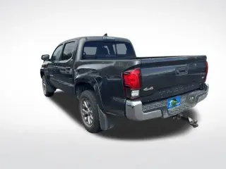 Toyota Tacoma 2019 4x4 TRD Pro 4dr Double Cab 5.0 ft SB 6M