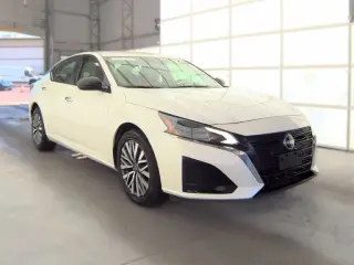 Nissan Altima 2024 AWD 2.5 SV 4dr Sedán