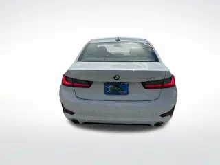 Sedán BMW 3 Series 2020 330i 4 puertas