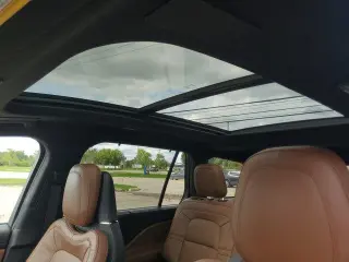 Lincoln Aviator 2023 AWD Reserve 4dr SUV