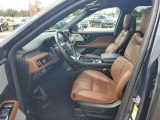 Lincoln Aviator 2023 AWD Reserve 4dr SUV