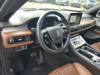 Lincoln Aviator 2023 AWD Reserve 4dr SUV