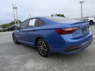 Volkswagen Jetta 2024 Sport 4dr Sedán 8A
