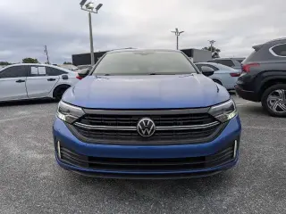 Volkswagen Jetta 2024 Sport 4dr Sedán 8A