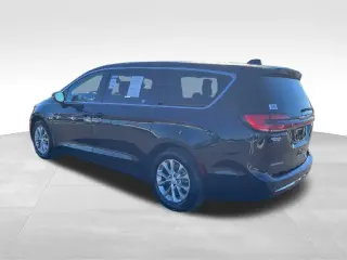 Chrysler Pacifica 2026 Limited 4dr Mini-Van