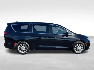 Chrysler Pacifica 2026 Limited 4dr Mini-Van